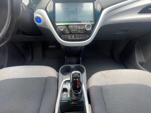 Used 2020 Chevrolet Bolt LT FWD image 11