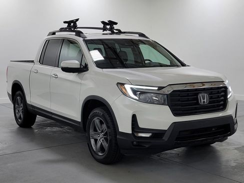 Used 2022 Honda Ridgeline RTL-E image 2
