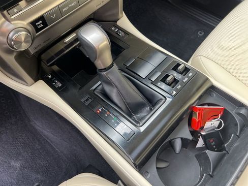 Used 2020 Lexus GX 460 Premium image 19