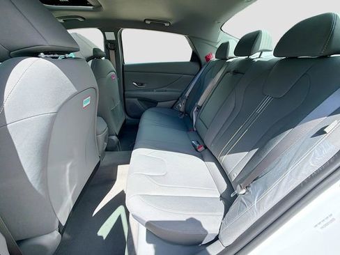 New 2026 Hyundai Elantra SEL Sport Premium FWD image 25