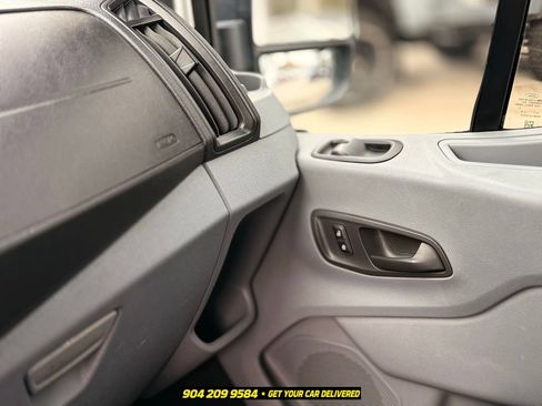 Used 2016 Ford Transit 150 XL RWD image 18