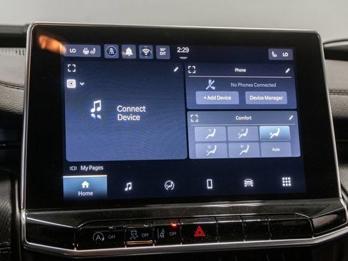 Certified 2025 Jeep Compass Latitude w/ Convenience Group AWD/4WD image 18