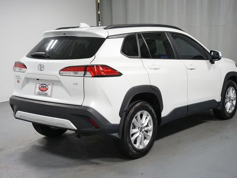 Certified 2024 Toyota Corolla Cross LE image 8