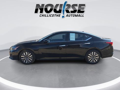 Used 2024 Nissan Altima 2.5 SV FWD image 5