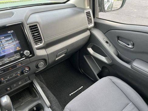 Used 2024 Nissan Frontier SV w/ Technology Package AWD/4WD image 35