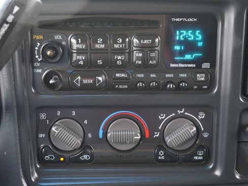 Used 2002 Chevrolet Silverado 1500 LT w/ Off-Road Pkg AWD/4WD image 18