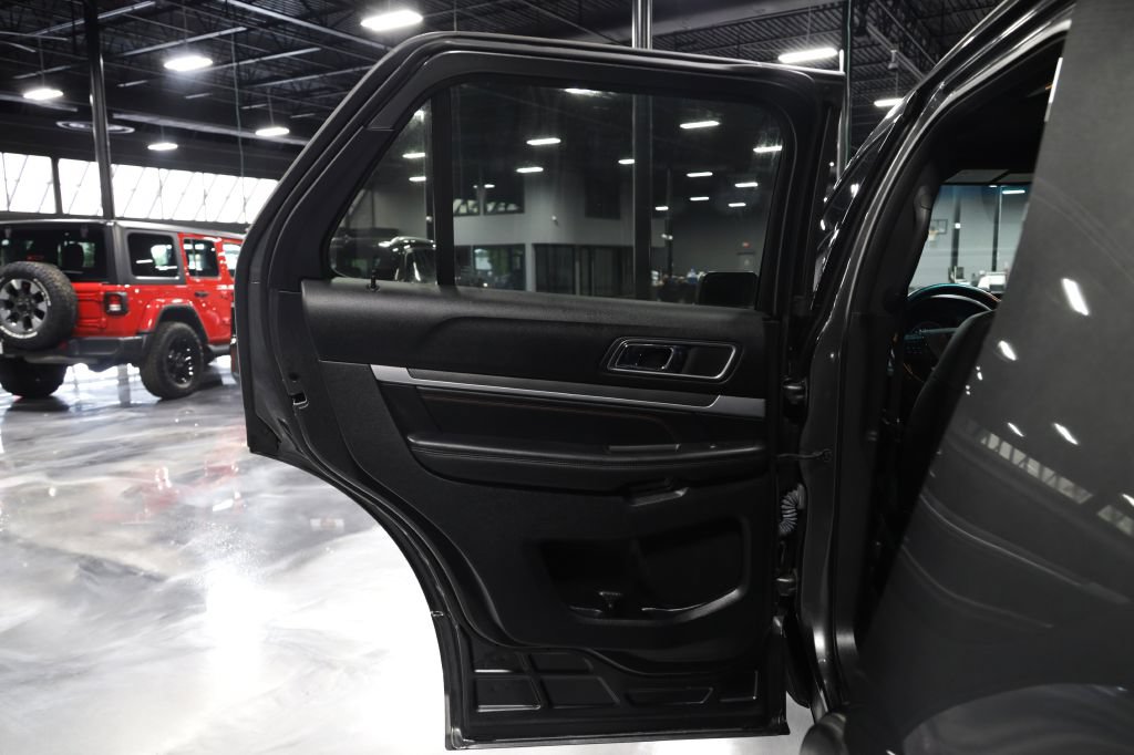 Used 2016 Ford Explorer Sport w/ Equipment Group 401A AWD/4WD image 19