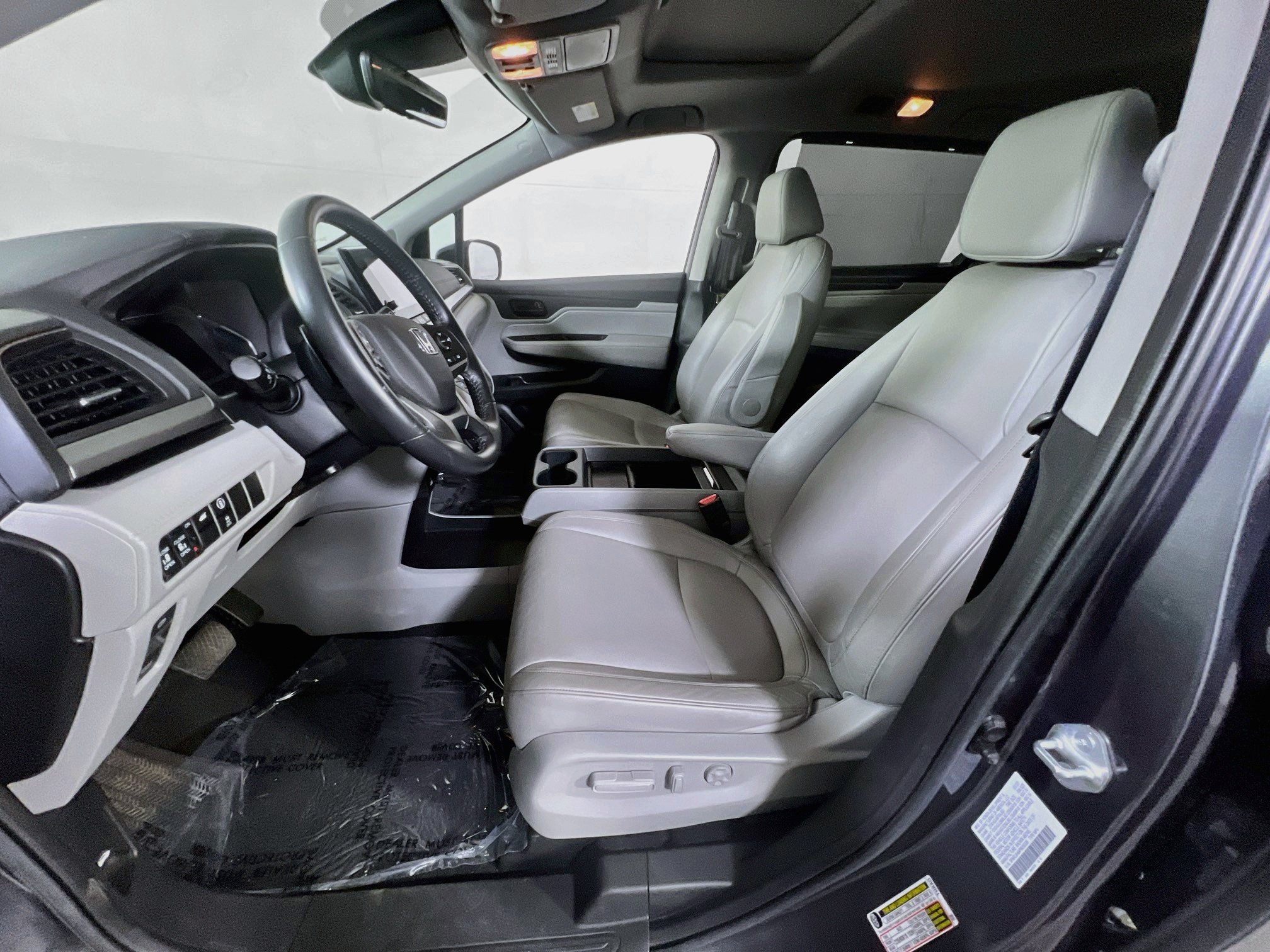 Used 2023 Honda Odyssey Touring image 20
