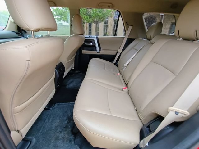 Used 2016 Toyota 4Runner SR5 RWD image 64