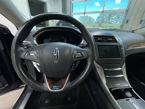 Used 2014 Lincoln MKZ Hybrid FWD image 15