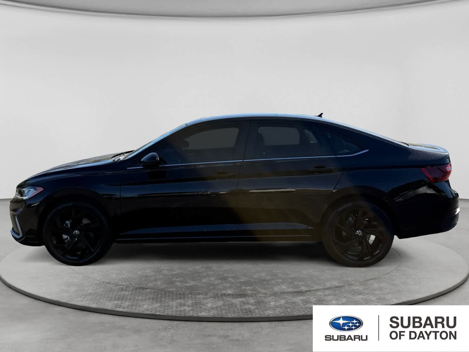 Used 2026 Volkswagen Jetta SE FWD image 8