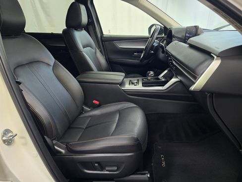 Used 2025 MAZDA CX-70 3.3 Turbo w/ Preferred Package image 28