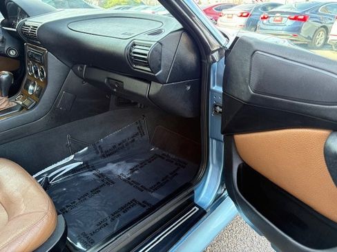 Used 2001 BMW Z3 2.5i image 16