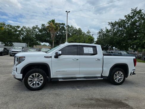 Used 2022 GMC Sierra 1500 Denali AWD/4WD image 3