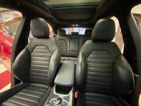 Used 2023 Alfa Romeo Stelvio Estrema image 21