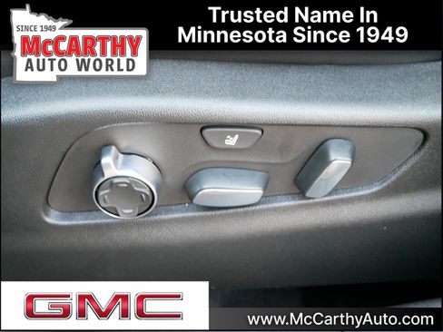 Used 2024 Cadillac XT4 Sport image 1