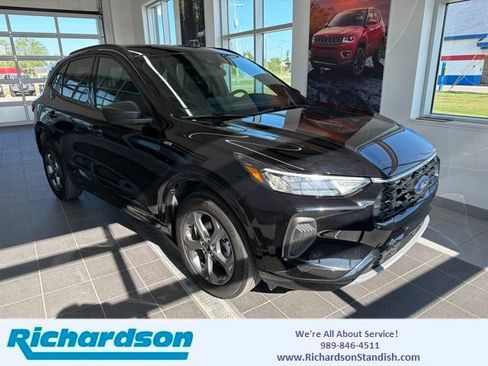 Certified 2024 Ford Escape ST-Line w/ Tech Pack #1 AWD/4WD image 1