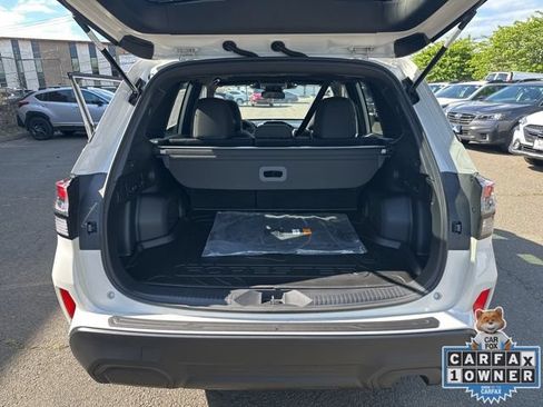 Used 2025 Subaru Forester Premium AWD/4WD image 24