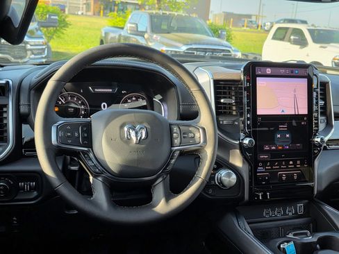 New 2026 RAM 1500 Laramie AWD/4WD image 34
