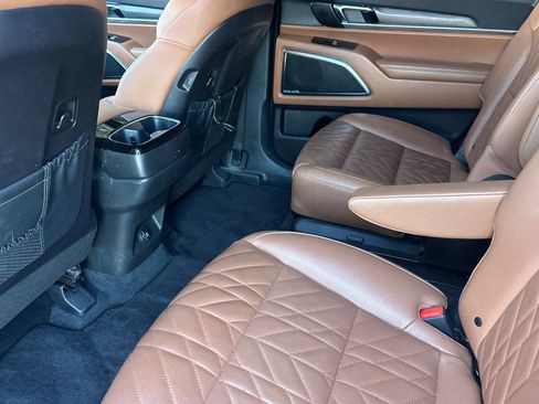 Certified 2024 Kia Telluride SX X-Line AWD/4WD image 9
