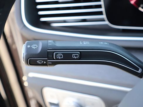 New 2026 Mercedes-Benz GLS 450 4MATIC image 36