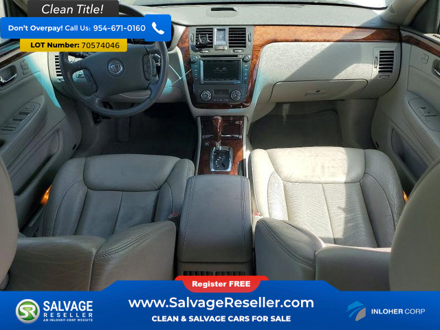 Used 2011 Cadillac DTS Premium FWD image 11