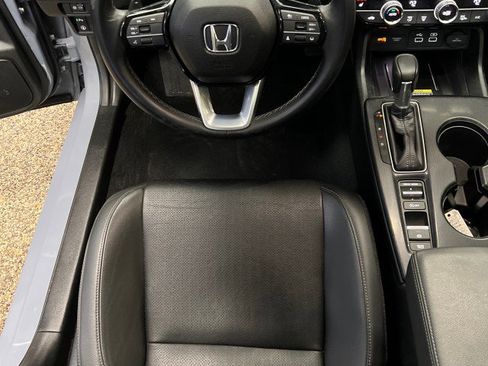 Used 2024 Honda Civic Touring image 19