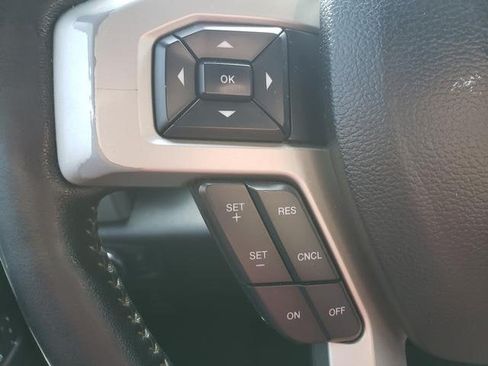 Used 2019 Ford F150 Lariat w/ Equipment Group 502A Luxury AWD/4WD image 22