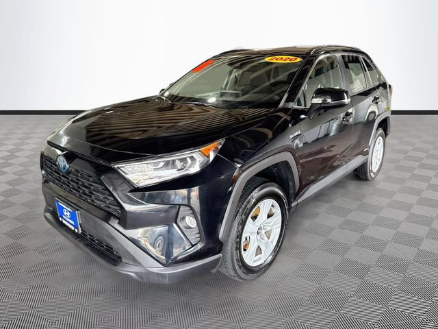 Used 2020 Toyota RAV4 XLE w/ Convenience Package AWD/4WD image 3