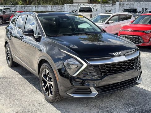 Certified 2023 Kia Sportage EX FWD image 1