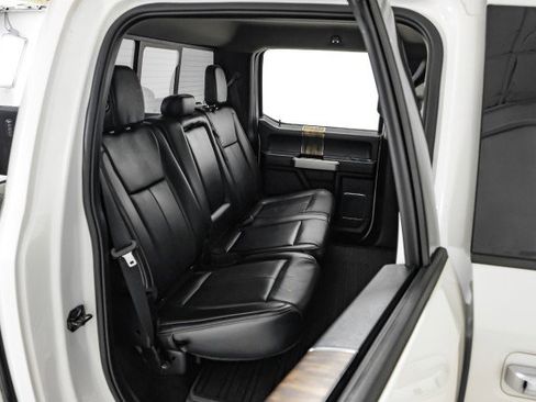 Used 2019 Ford F150 Lariat image 29