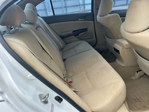 Used 2010 Honda Accord EX image 9