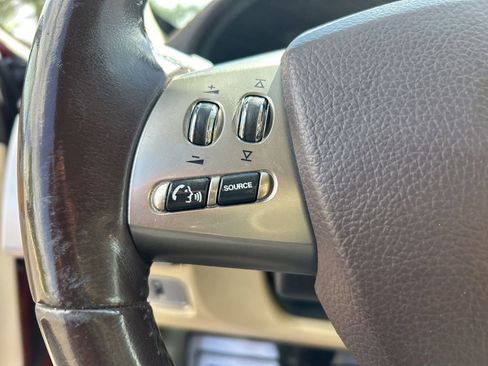 Used 2010 Jaguar XF Luxury RWD image 25