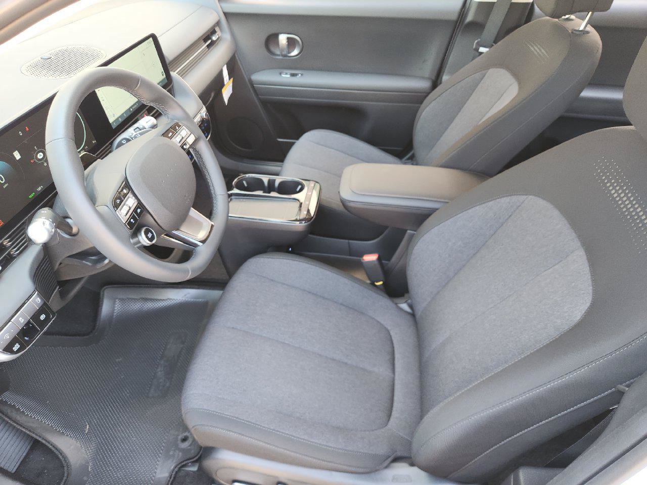 New 2027 Hyundai Ioniq 5 SE RWD image 9