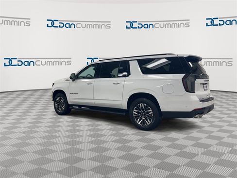 New 2026 Chevrolet Suburban Z71 w/ Z71 Off-Road Package image 6