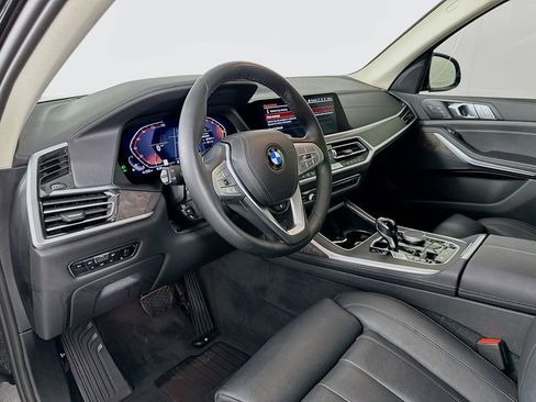 Certified 2022 BMW X7 xDrive40i w/ Premium Package image 9