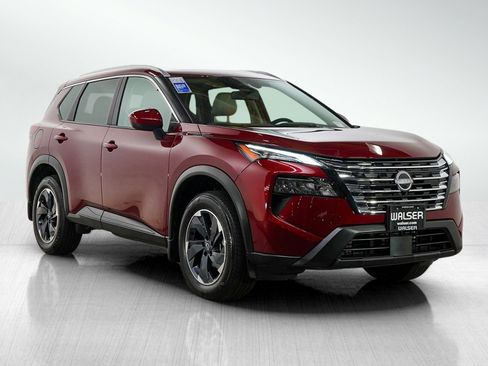 Used 2025 Nissan Rogue SV w/ SV Premium Package AWD/4WD image 7