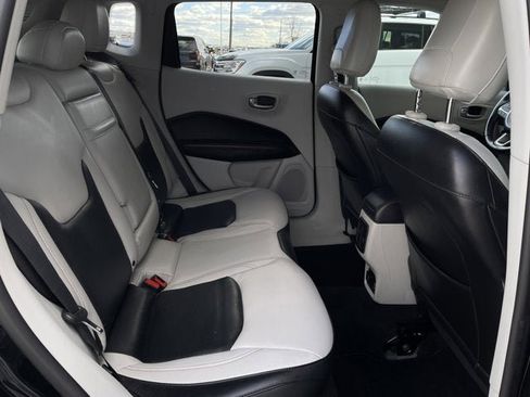 Used 2018 Jeep Compass Limited w/ Navigation Group image 30