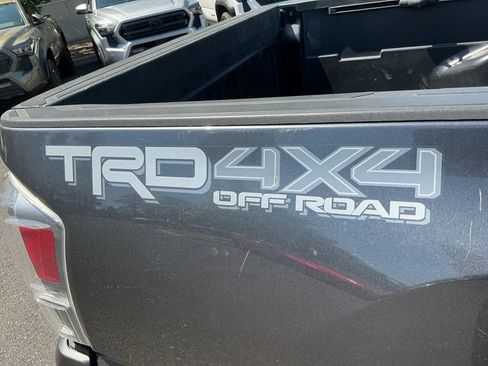 Used 2023 Toyota Tacoma TRD Off-Road w/ Advanced Technology Package AWD/4WD image 29