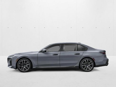 New 2026 BMW 760i xDrive AWD/4WD image 3