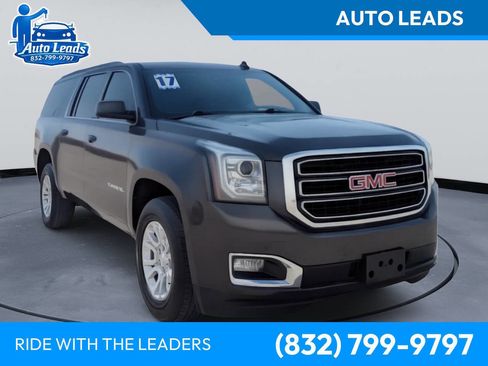 Used 2017 GMC Yukon XL SLT w/ HD Trailering Package RWD image 1