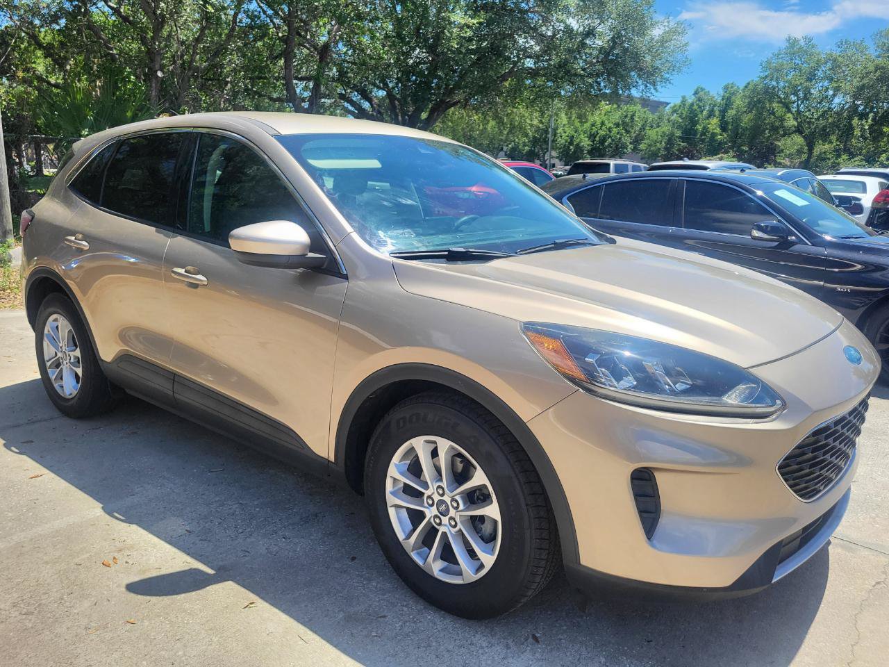 Used 2020 Ford Escape SE FWD image 77