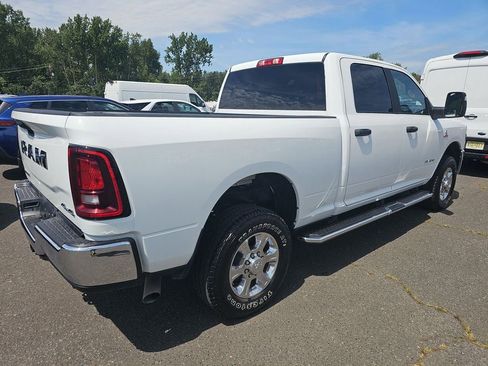 Used 2025 RAM 2500 Big Horn AWD/4WD image 2