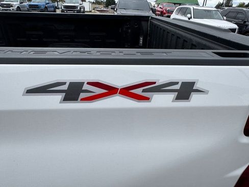 Used 2021 Chevrolet Silverado 1500 LT w/ Bed Protection Package AWD/4WD image 43
