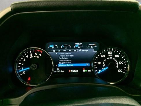 Used 2019 Ford F150 Lariat w/ Equipment Group 502A Luxury image 19