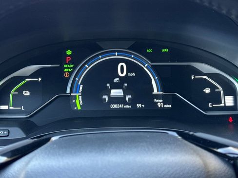 Used 2018 Honda Clarity Touring image 25