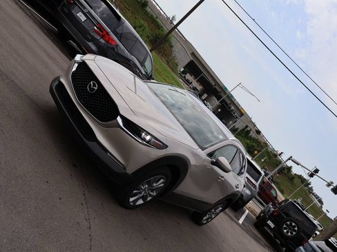 Used 2024 MAZDA CX-30 AWD 2.5 S w/ Premium Package image 3