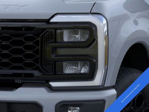 New 2026 Ford F250 Lariat w/ Black Appearance Package AWD/4WD image 22