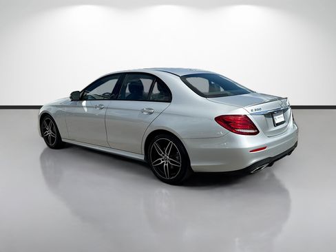 Used 2020 Mercedes-Benz E 350 Sedan image 5
