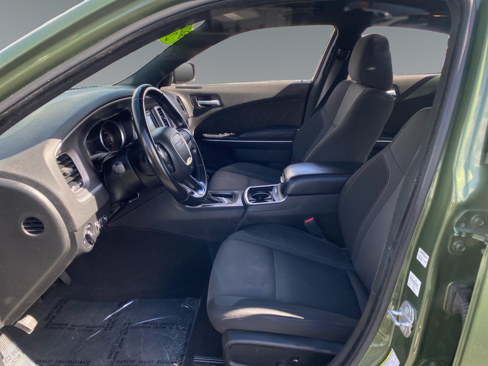 Used 2022 Dodge Charger SXT RWD image 9